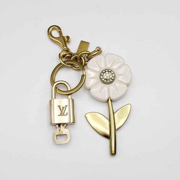 Authentic Louis Vuitton Lock & Key with Unbranded Flower Charm, Keychain - Picture 6 of 12